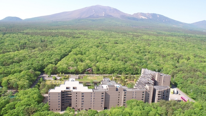 【三つ星★創作フレンチ】地元食材をふんだんに利用した創作フレンチで〜至福のひとときを〜（2食付)